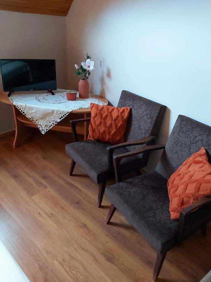 Luna Apartman Gyula Exterior foto